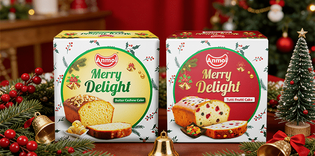 Merry Delight Christmas Cake